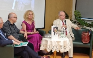 Profesor opowiada o swoim życiu, twórczości i najnowszej książce