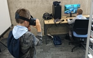 VR