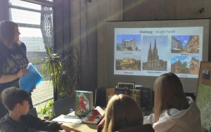 Bibliotekarka opowiada o życiu braci Grimm