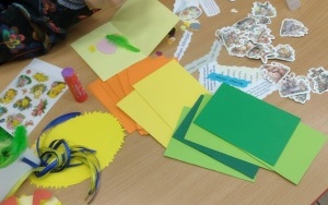 Dzieci w trakcie pracy