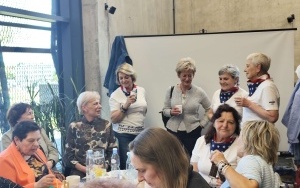 Filia nr 5 - poczęstunek był okazją do rozmów
