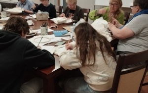 Uczestniczki warsztatów przy pracy