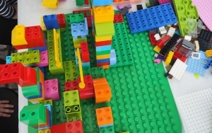 Budowla z klocków Lego